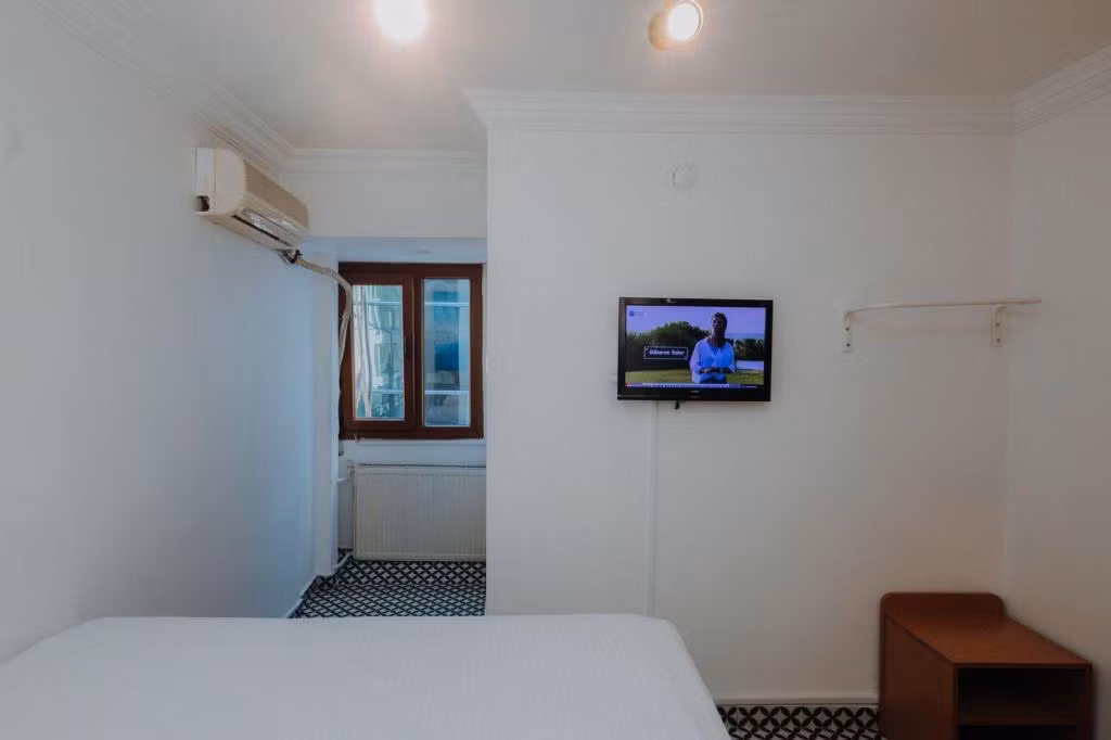 Deniz Pansiyon Alsancak — 9