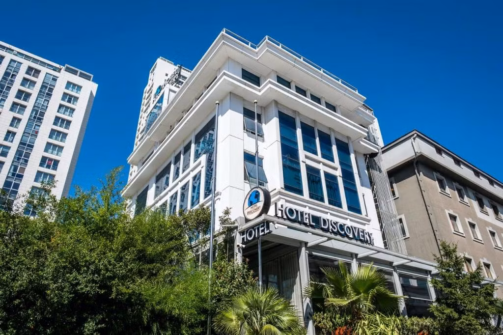 Discovery Hotel