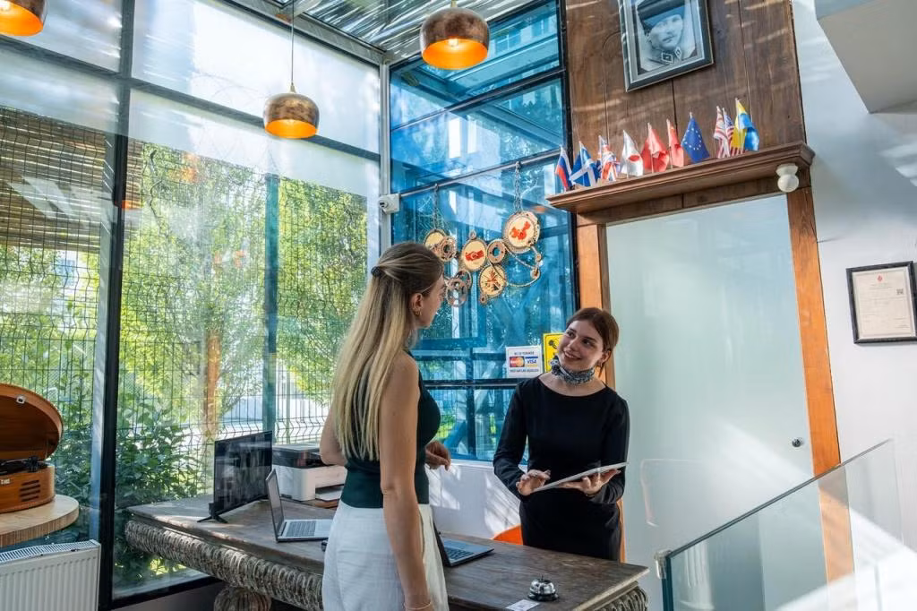 Discovery Hotel — 8