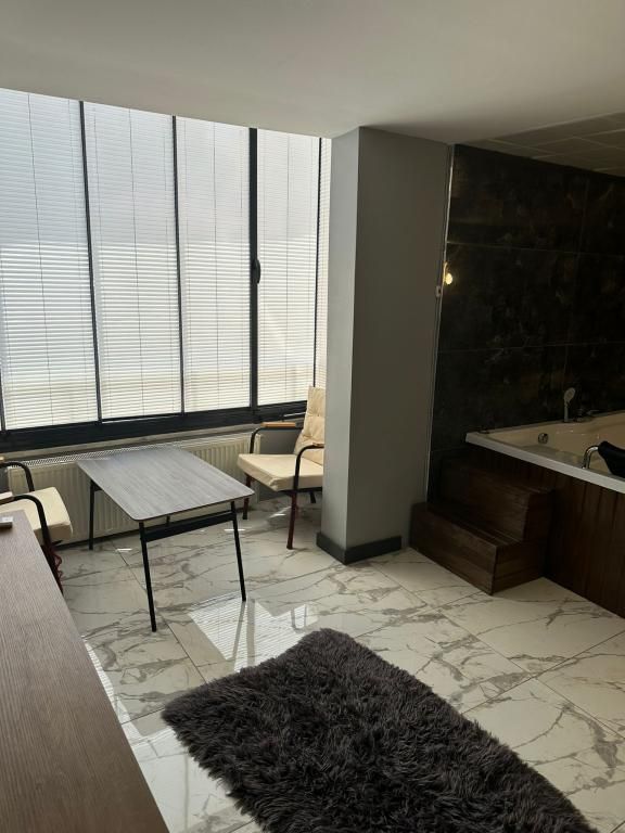 Mayd Otel — 9