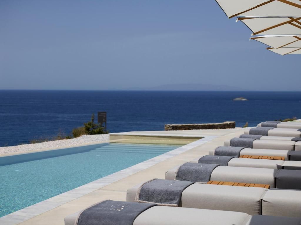 Domes White Coast Milos — 9