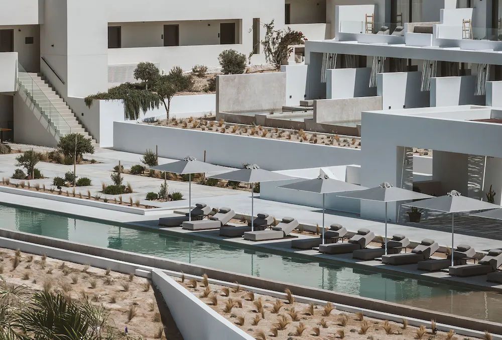 Domes White Coast Milos — 2