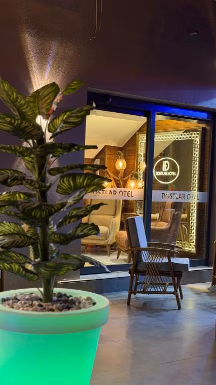 Dostlar Otel — 2