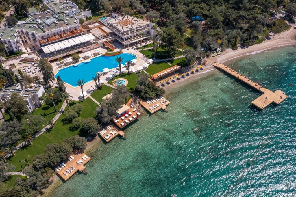 DoubleTree by Hilton Bodrum Işıl Club Ultra All Inclusive Resort