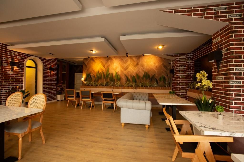 Double Bond Hotel — 7