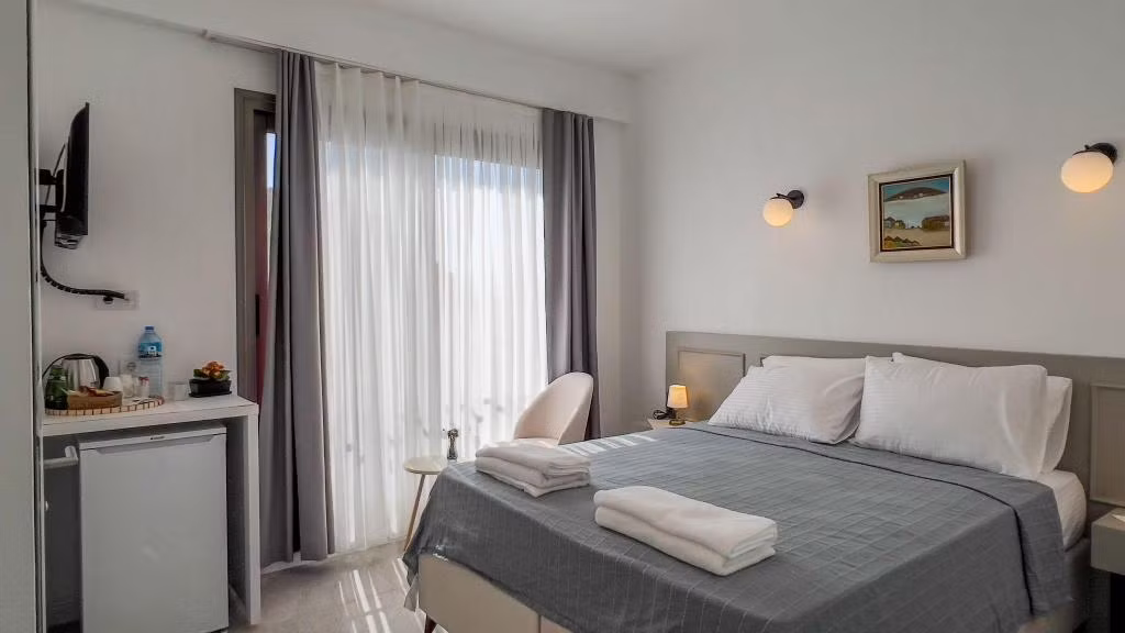 Emel Hanım Konaklama Restourant Urla — 8