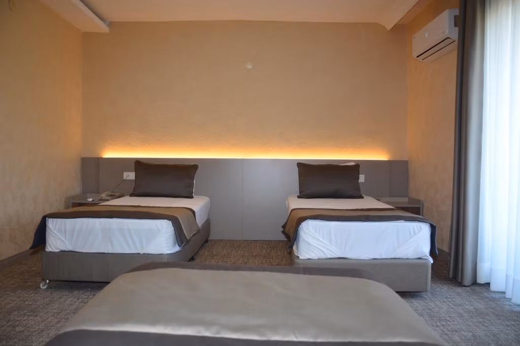 Espark Otel Buca — 5