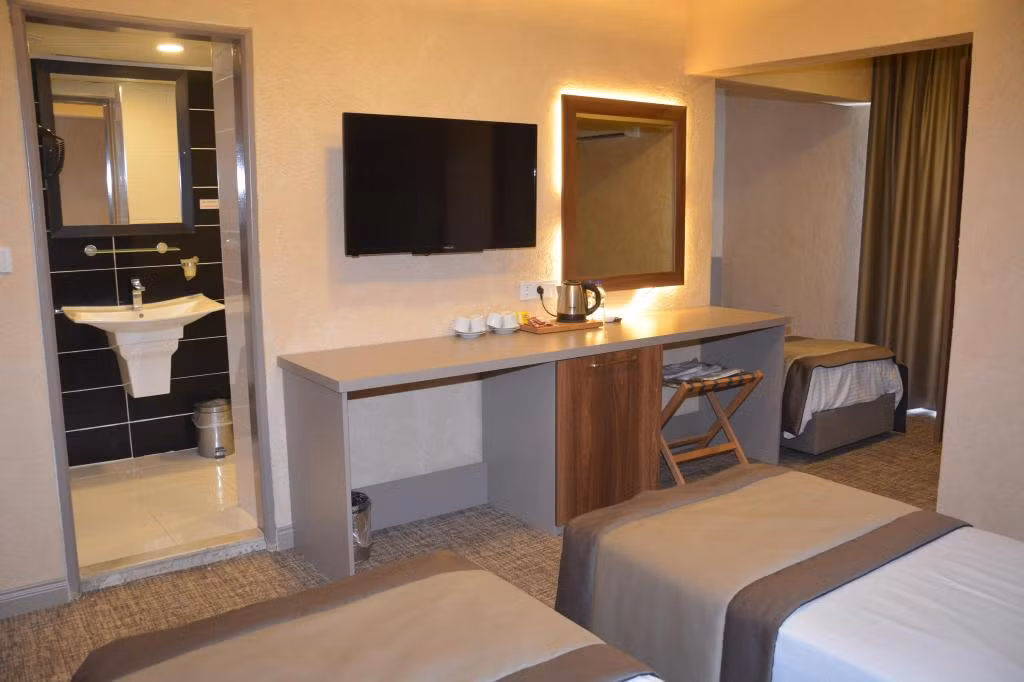 Espark Otel Buca — 6