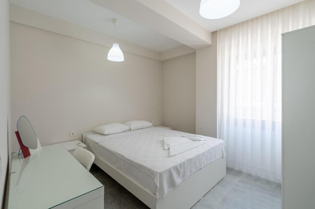 Easy Stay Ladies Beach — 3