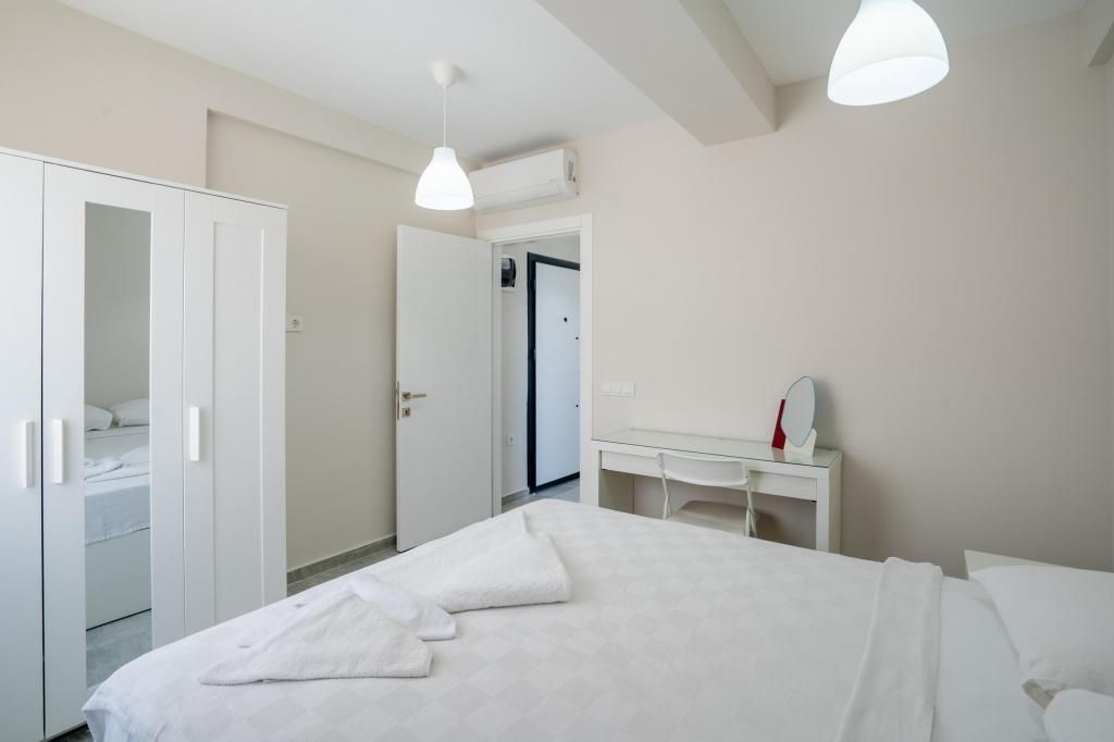 Easy Stay Ladies Beach — 4