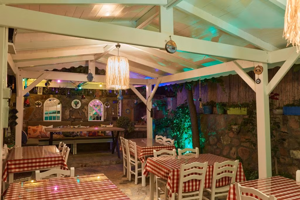 Ebruli Otel — 9