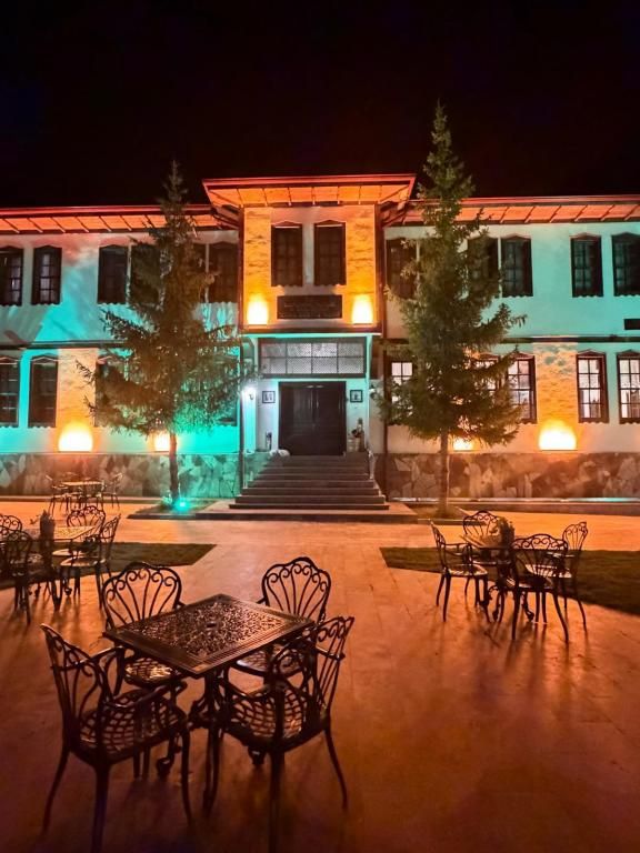 Ecevit Hanı — 2