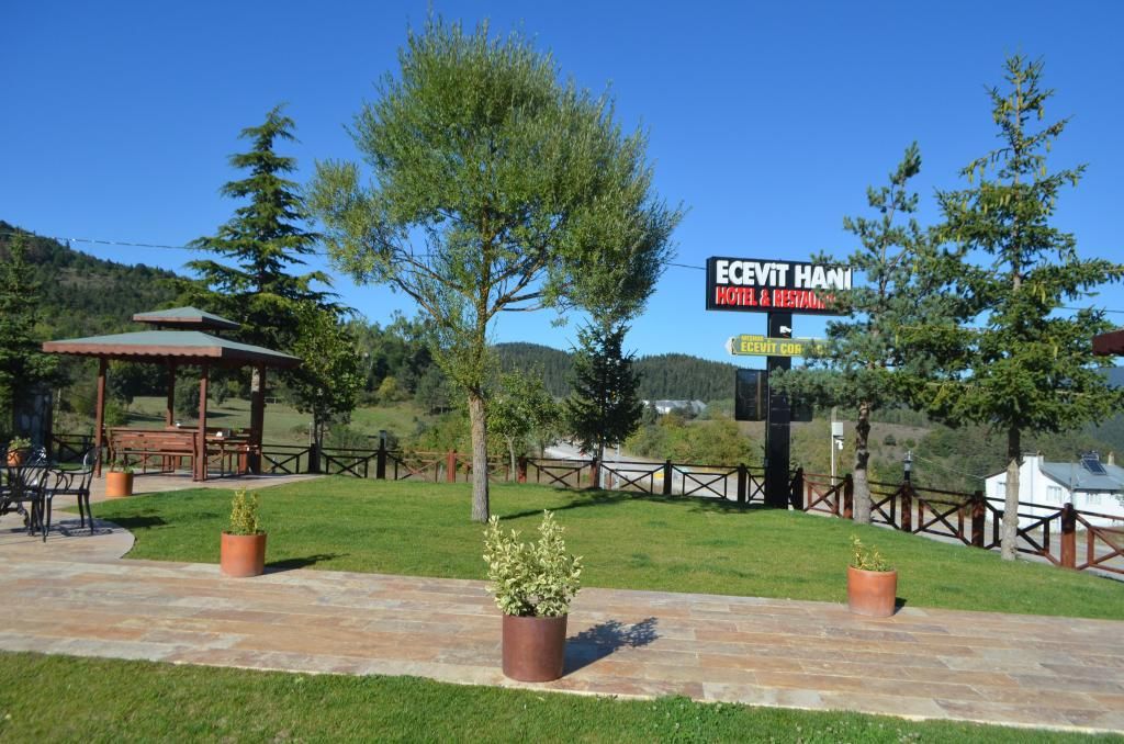 Ecevit Hanı — 4