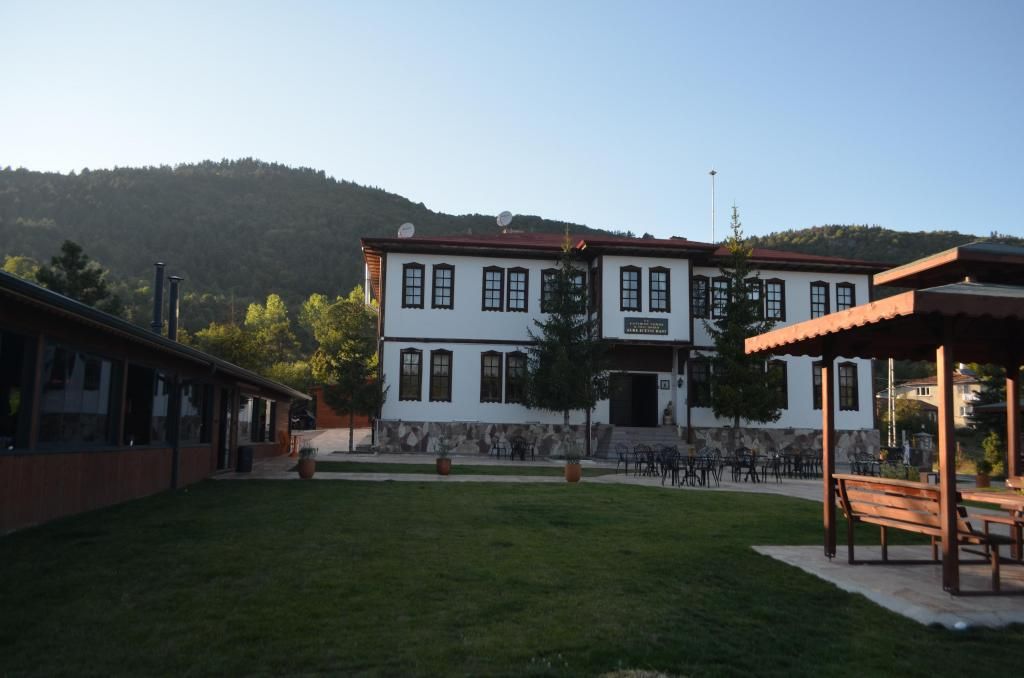 Ecevit Hanı — 5