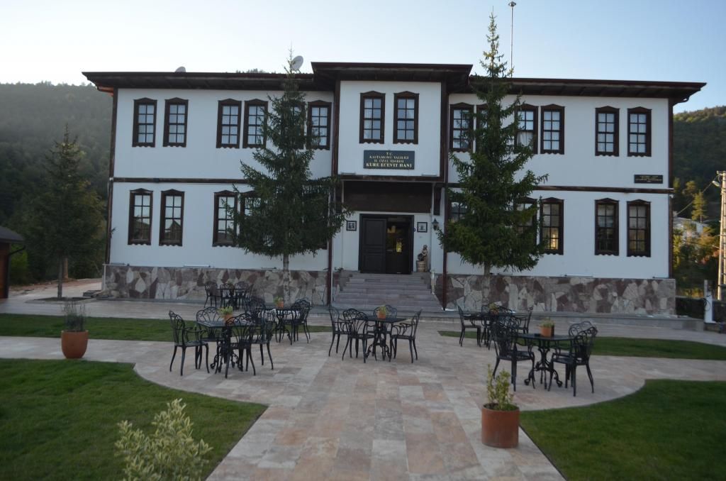 Ecevit Hanı — 6