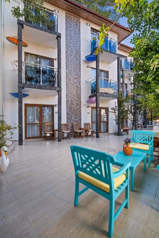 Eden Pyara Hotel — 2