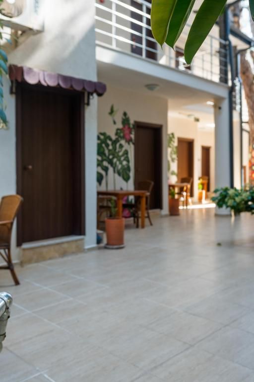 Eden Pyara Hotel — 4