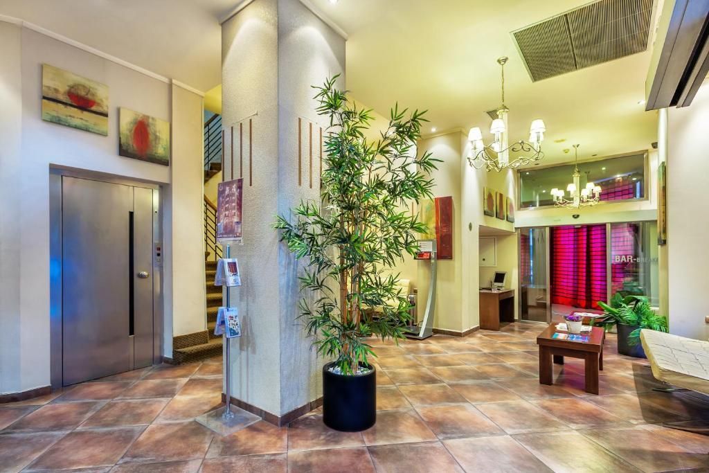 Egnatia Hotel — 3