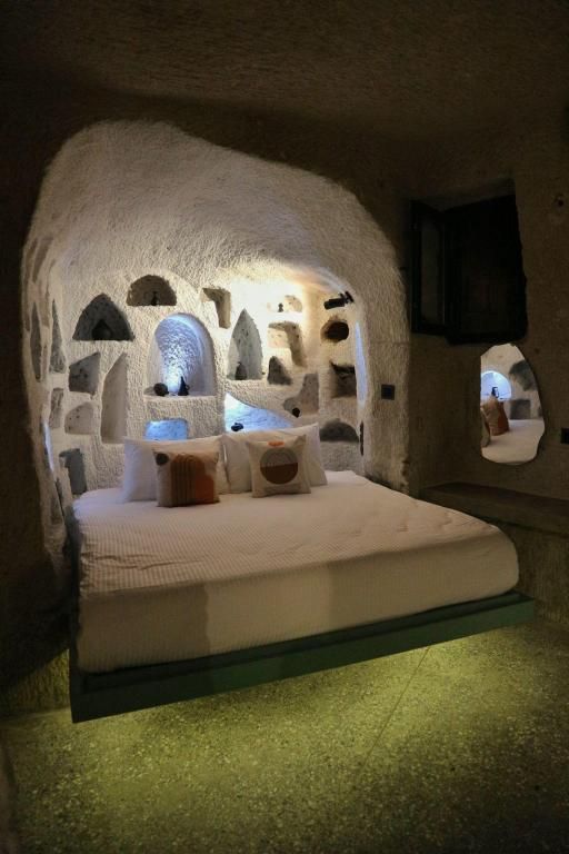 Eka Cave