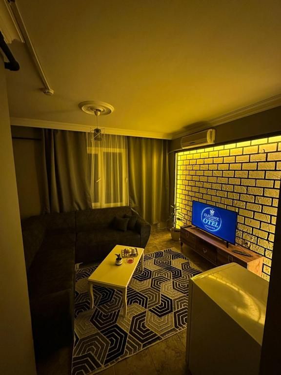 Elegance Otel Buca — 8