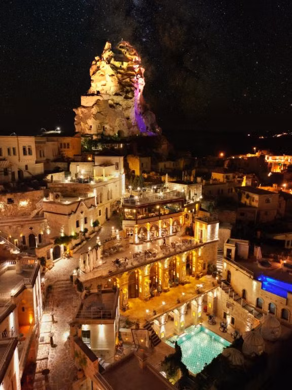Elika Cave Suites Spa — 6