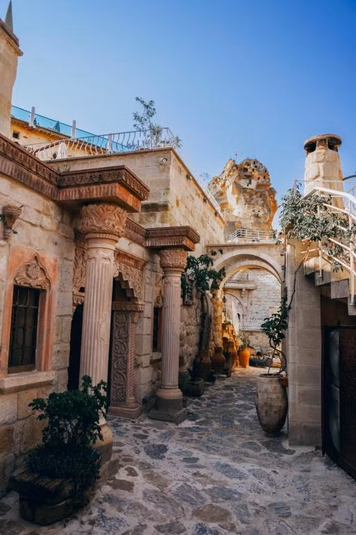 Elika Cave Suites Spa — 7