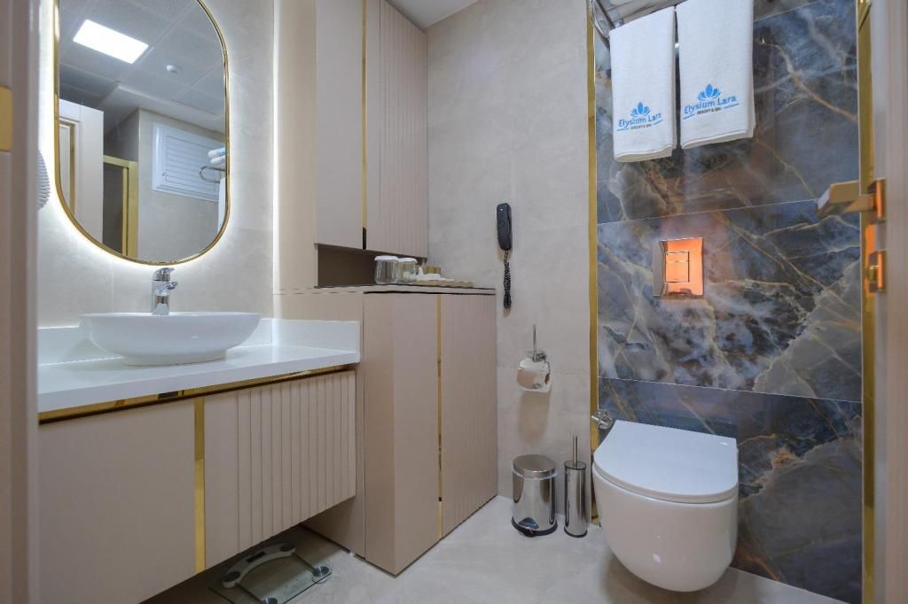 Elysium Deluxe Suites  — 10