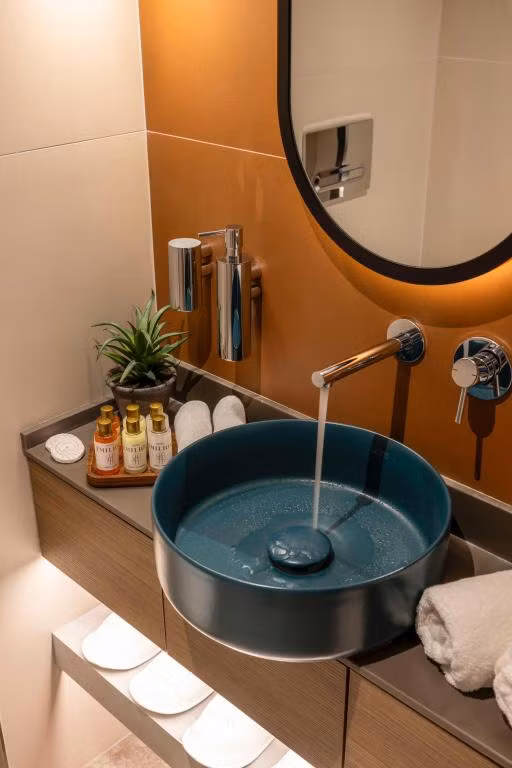 Emilion Hotel — 6