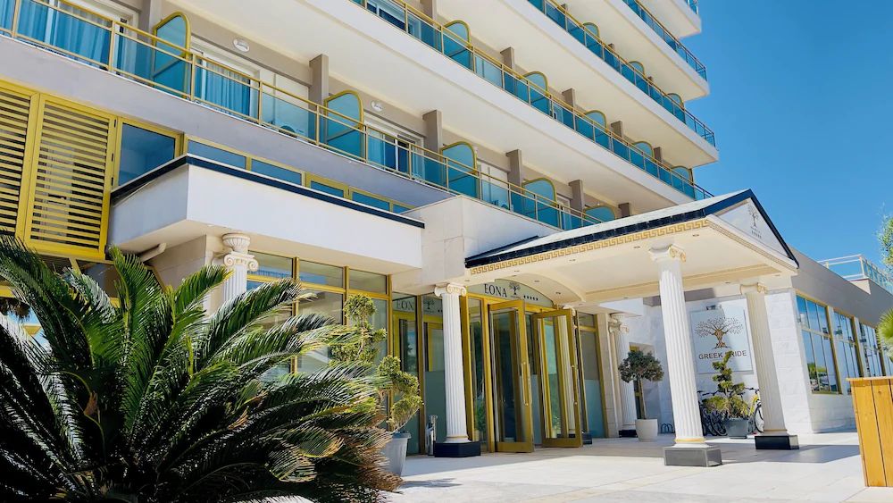 Eona Beach Resort by Greek Pride — 10