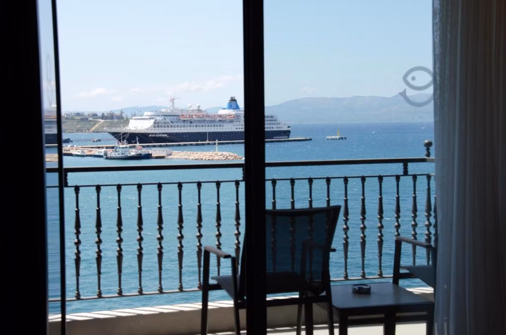 Ertan Otel Çeşme — 8