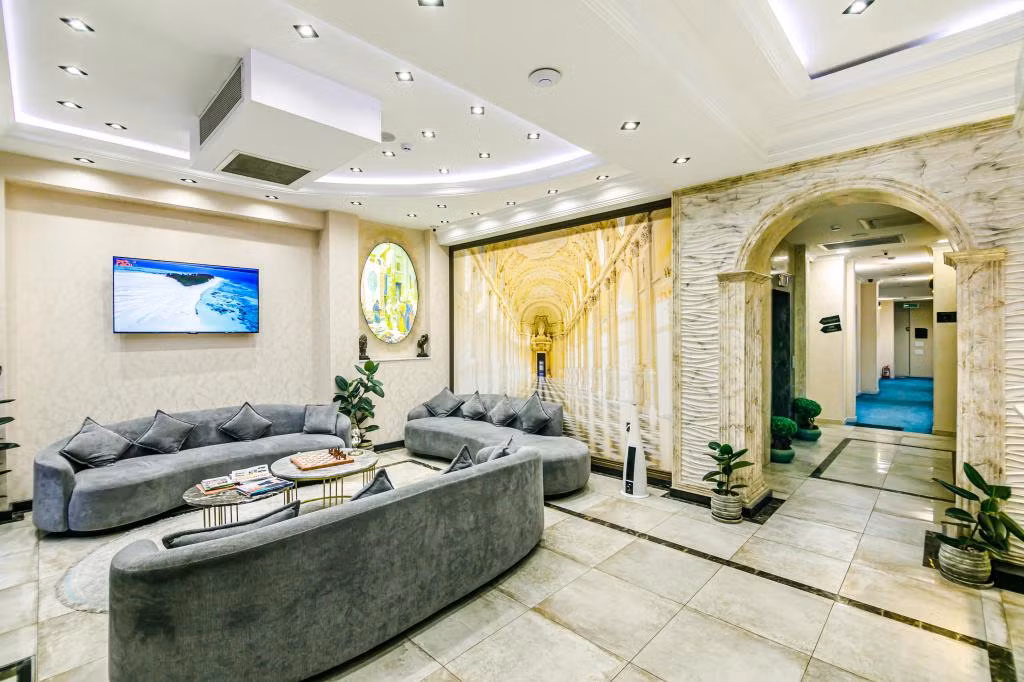 Essam Deluxe Hotel — 4