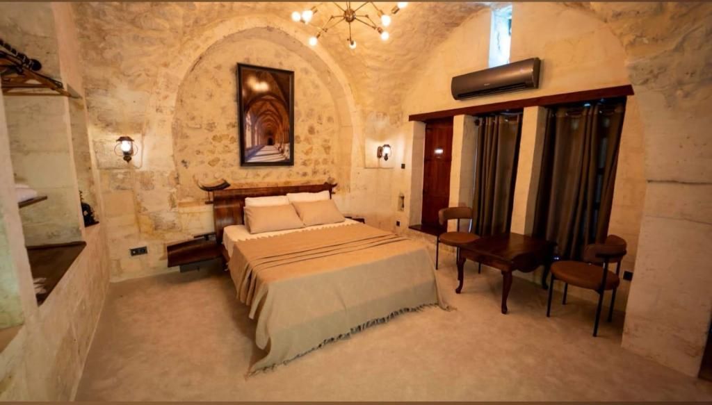 Estara Hotel