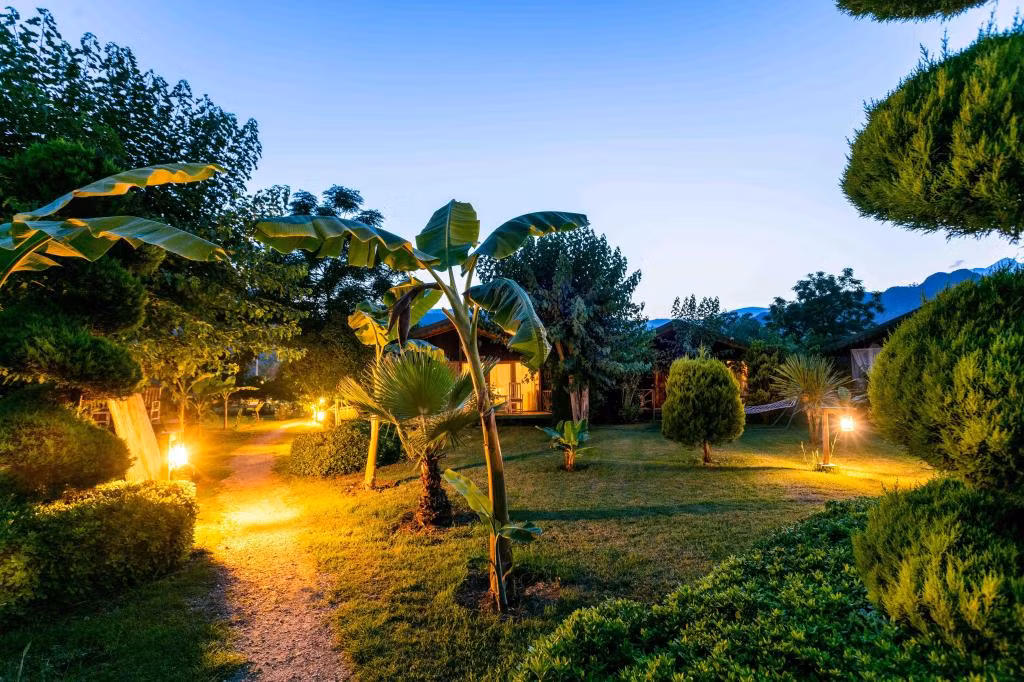 Etenna Beach Bungalow — 6