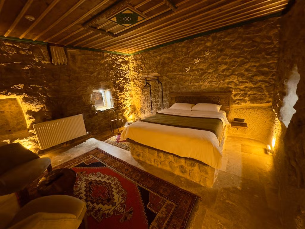 Euphoria Cave House — 7