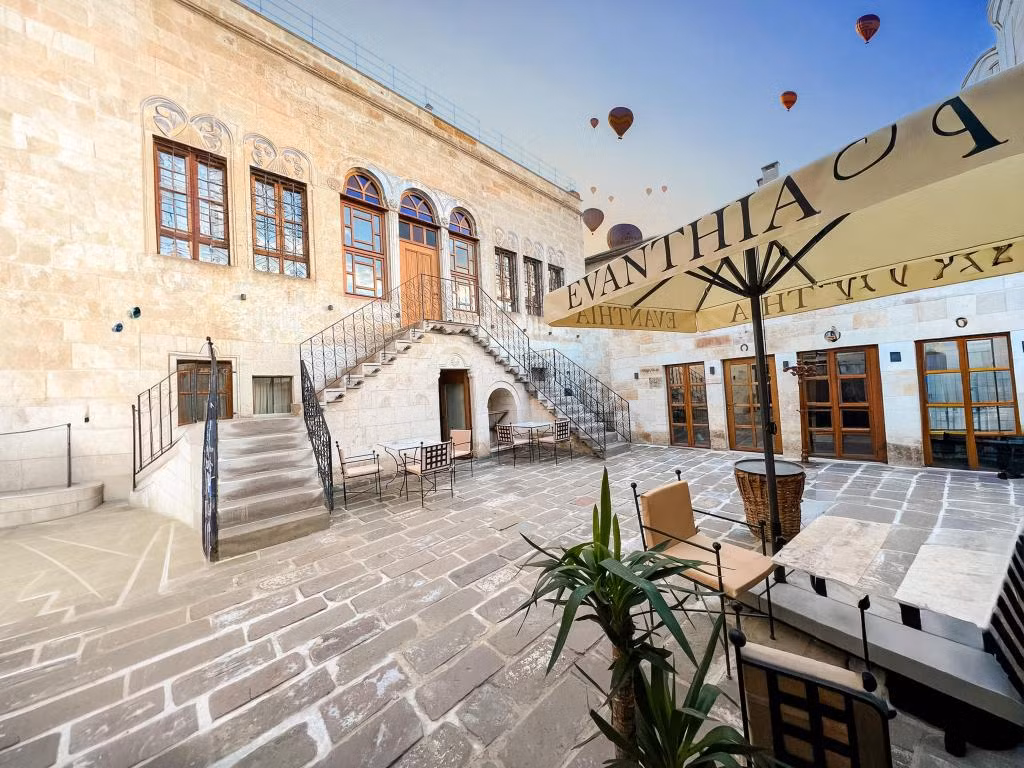 Evanthia Cave Suites - Special Class — 2
