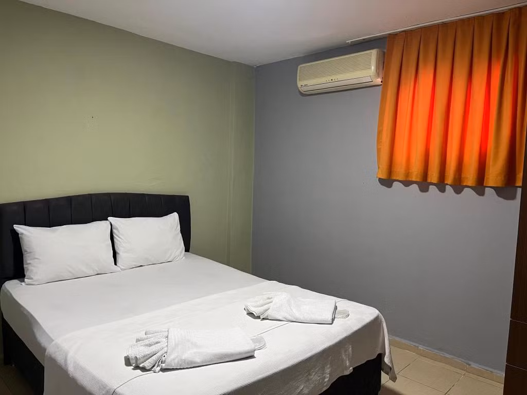 Evita Hotel — 5