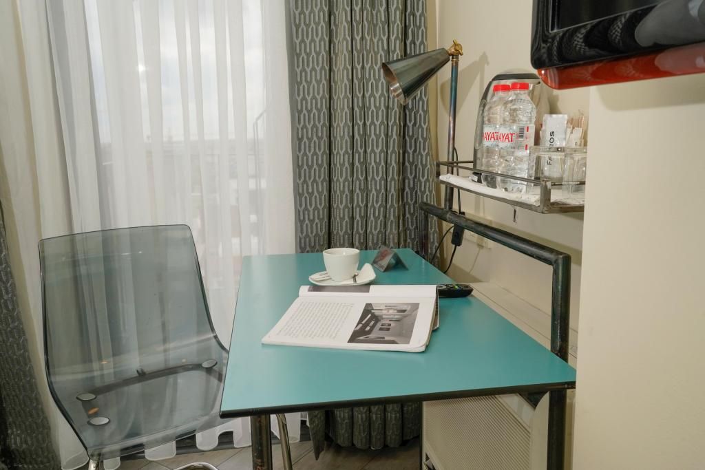 Faros Hotel Taksim — 8