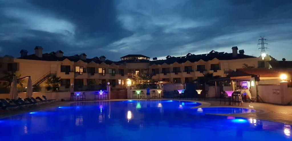 Flora Hotel Gelibolu — 2