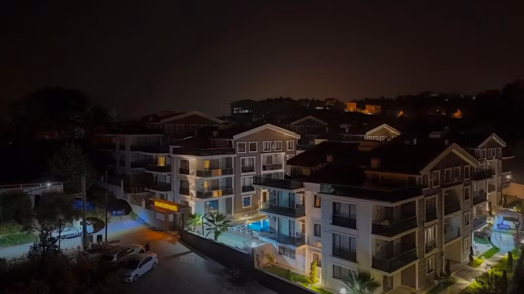 Flower City Suites — 6