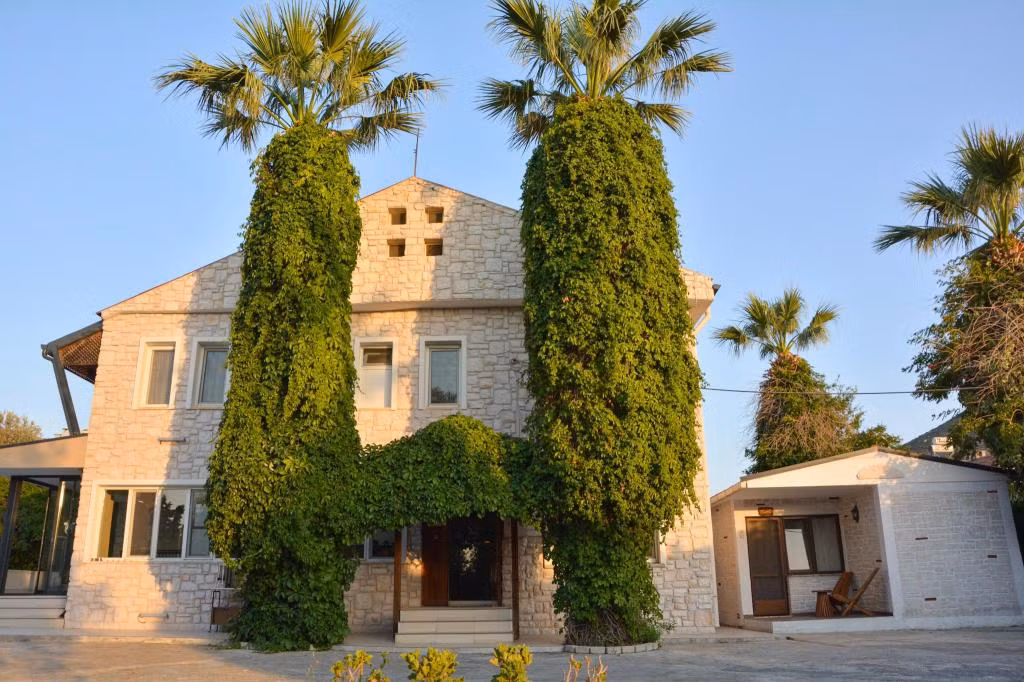 Foça İlçayto Rooms & Butik Pansiyon  (+12 Adults Only)