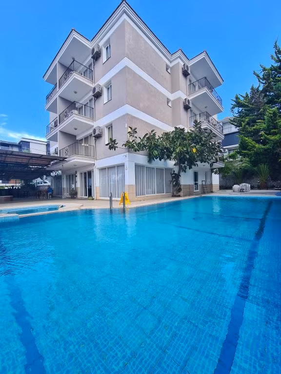 Fora Apart Otel Çeşme