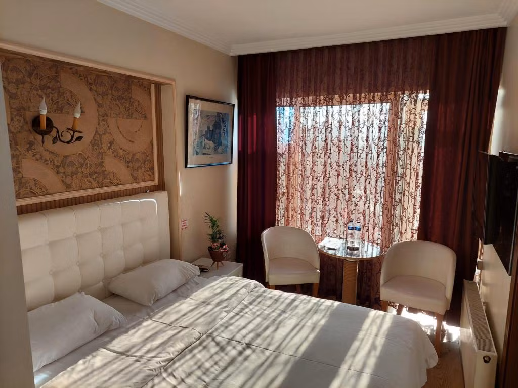 Golden Elit Otel — 2