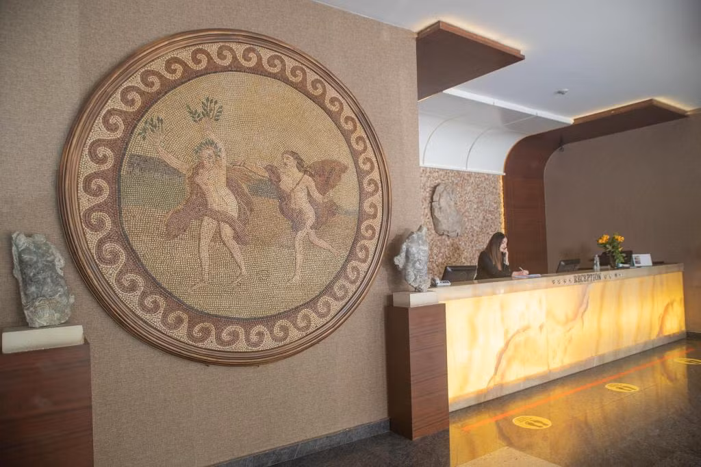 Grand Boğaziçi Otel — 3