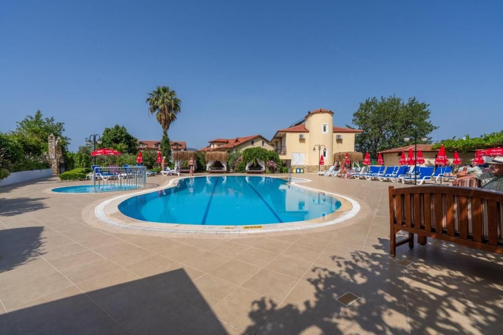 Gökçen Hotel & Apartments — 7