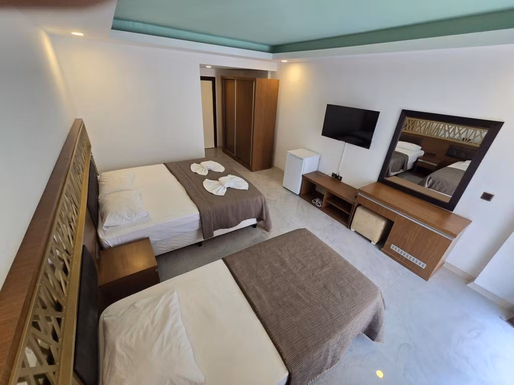 Gül Otel — 4