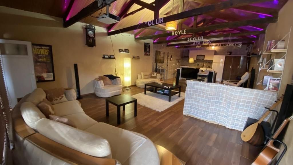 Gölgenin Bahçesi Güzelbahçe