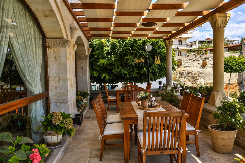 Göreme Inn Otel +8 — 6