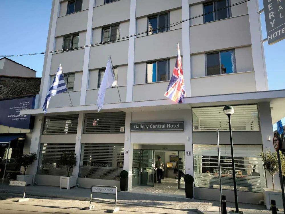 Gallery Central Piraeus Port — 4
