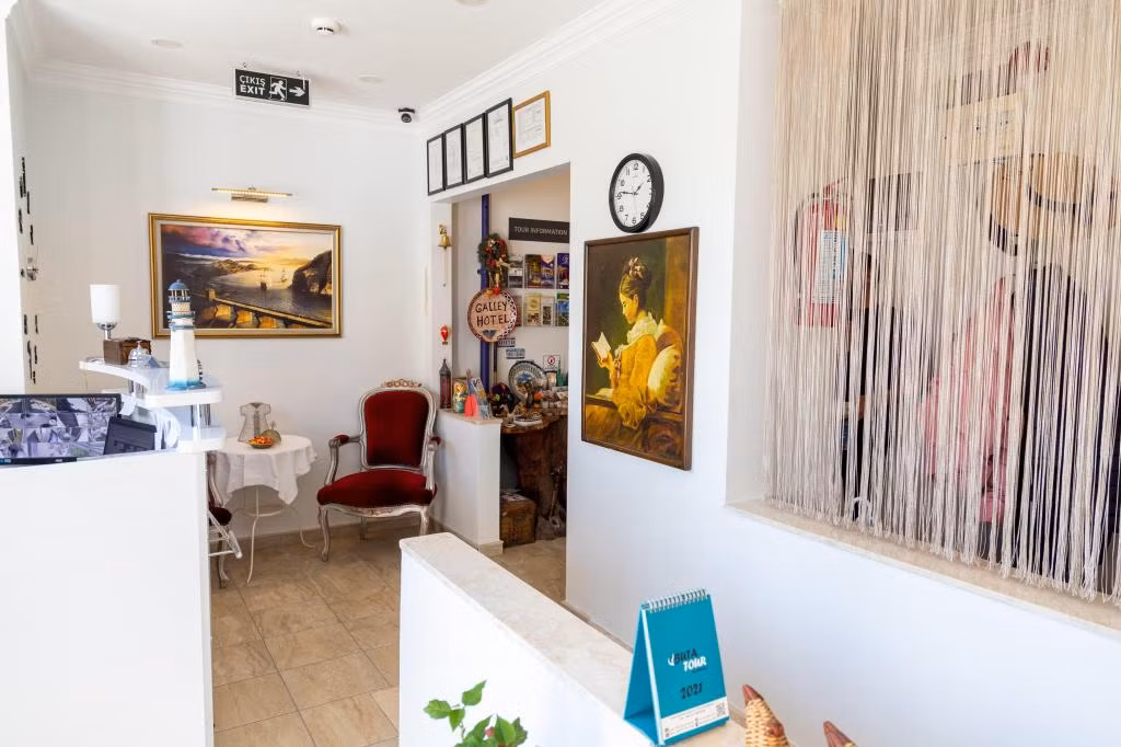 Galley Hotel — 6