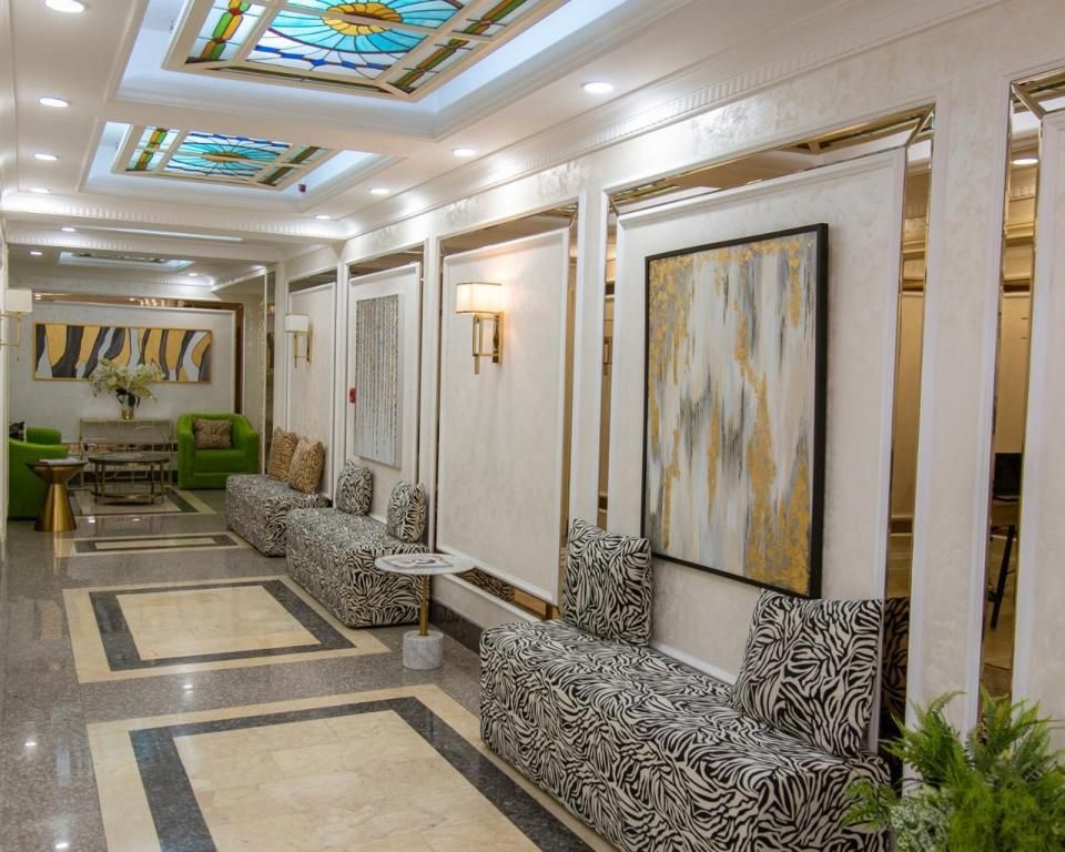 Ganjali Plaza Hotel — 7